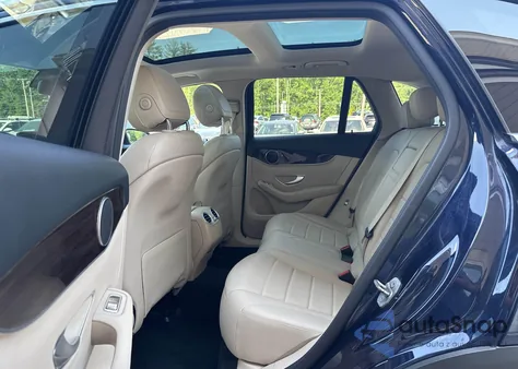 2017 Mercedes-Benz Glc 300 4Matic from USA, damaged, VIN WDC0G4KB6HF256258